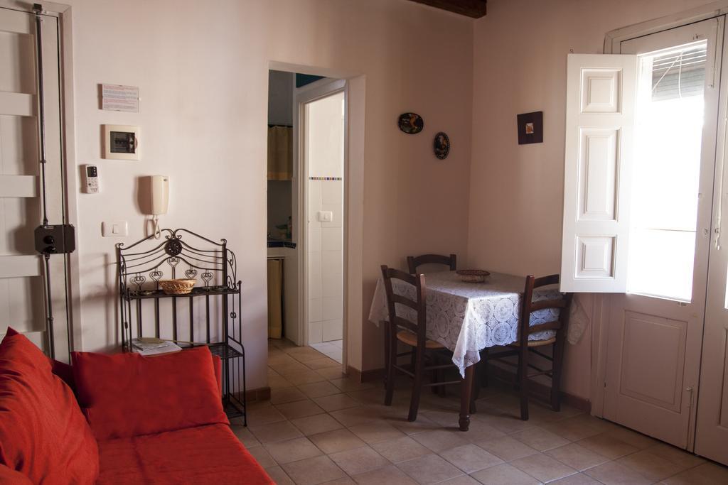 קטאניה 4Roomsrelax חדר תמונה