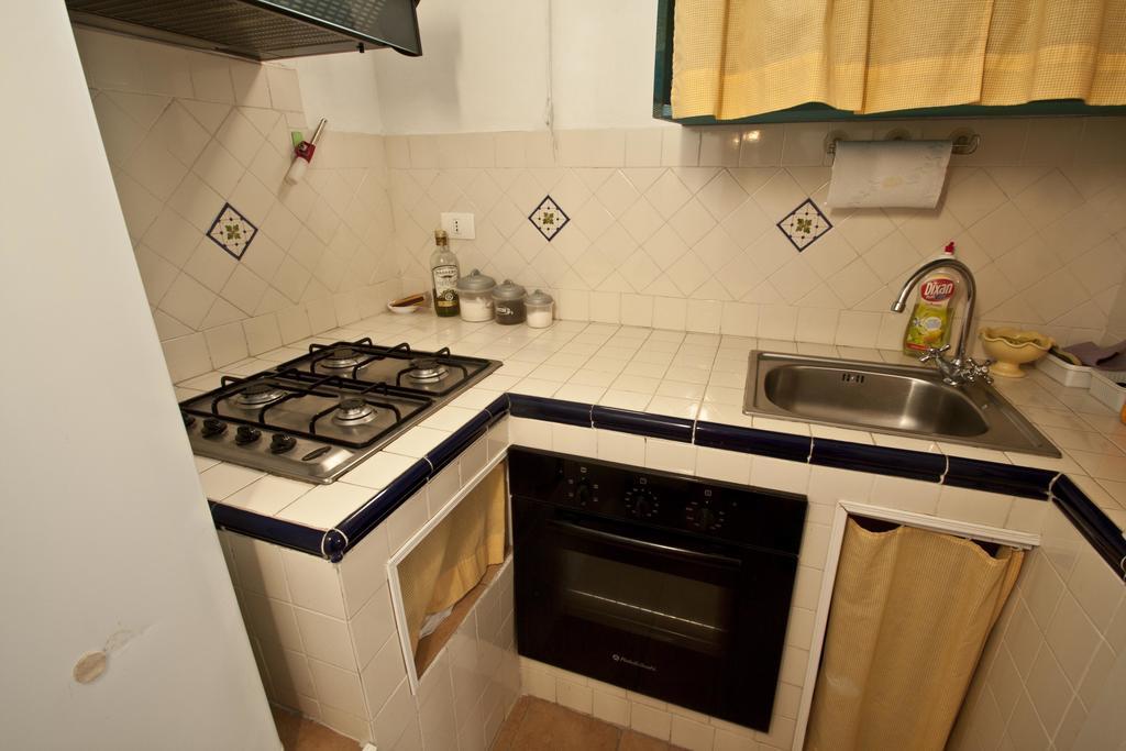 קטאניה 4Roomsrelax חדר תמונה